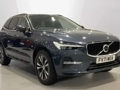 Used Volvo XC60 Momentum 250 HP (183 kW) 2022 SUV