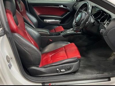 Used Audi A5 Black Edition 272 HP (200 kW) 2013 White Coupe