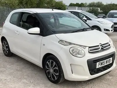 Używany Citroën C1 Feel 68 KM (50 kW) 2015 Biały Hatchback