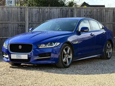Used Jaguar XE R-Sport 180 HP (132 kW) 2019 Blue Sedan