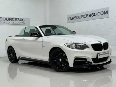 Begagnad BMW M235 M Sport 326 HK (239 kW) 2015 Vit Cab