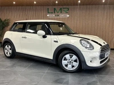 Usado Mini ONE Hatch 102 CV (75 kW) 2015 Blanco Utilitario