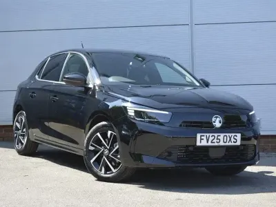 Nouă Vauxhall Corsa S 100 CP (73 kW) 2025 Negru Hatchback