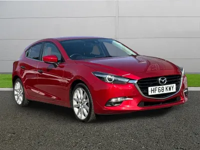 Used Mazda 3 Inclusive 162 HP (119 kW) 2019 Red Hatchback
