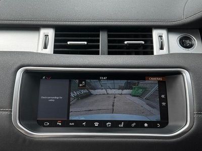 Used Land Rover Range Rover evoque HSE Dynamic 180 HP (132 kW) 2016 White SUV