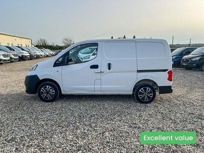 Used Nissan NV200 SE 2010 White MPV