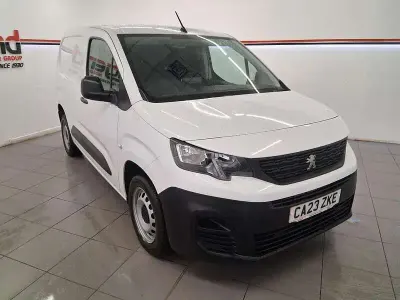 Used Peugeot Partner Premium 131 HP (96 kW) 2023 White MPV