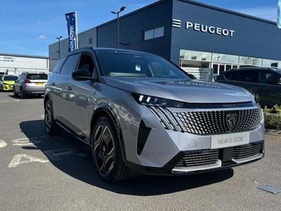 Peugeot e-5008
