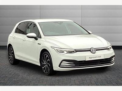 Used VW Golf VIII Edition 150 HP (110 kW) 2023 Pure white Hatchback