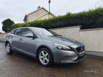 Grey Used 2014 Volvo V40 Hatchback | £5,995 (Good price)