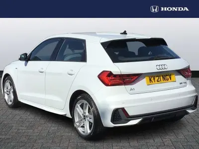 Begagnad Audi A1 S-Line 94 HK (69 kW) 2021 Vit SUV
