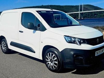 Used Peugeot Partner 2020 White MPV