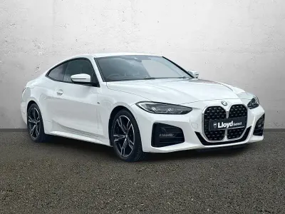 Begagnad Jaguar F-Pace Chequered Flag 190 HK (139 kW) 2021 Svart SUV