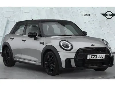 Używany Mini Cooper Sport 136 KM (100 kW) 2023 Srebrny Hatchback
