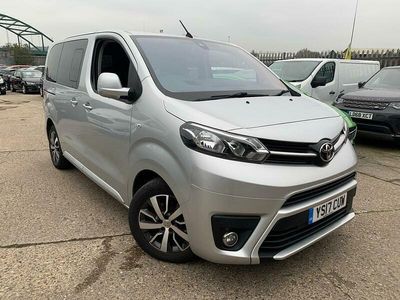Used Toyota Verso 124 HP (91 kW) 2017 Silver MPV