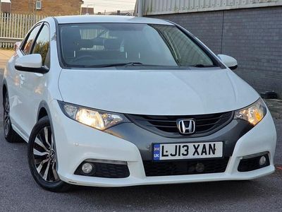 Used Honda Civic EX 120 HP (88 kW) 2013 White Hatchback