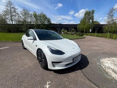 Used Tesla Model 3 Standard Range 239 kW (325 HP) 2020 White Sedan