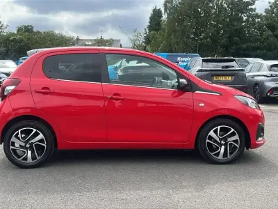 Used Peugeot 108 Allure 71 HP (52 kW) 2019 Red