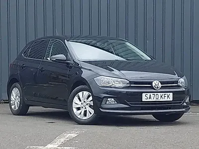 Usado VW Polo Match 80 CV (58 kW) 2020 Negro Utilitario