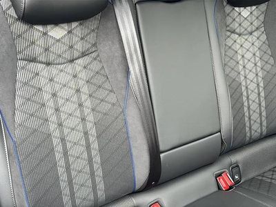 Used VW Passat R-line 272 HP (200 kW) 2025 Blue Estate