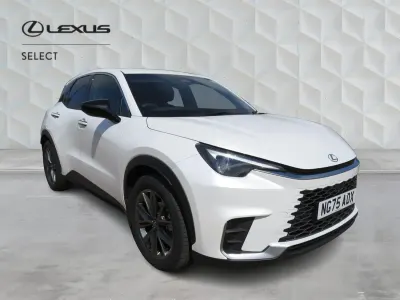 Used Lexus LBX 136 HP (100 kW) 2026 White SUV