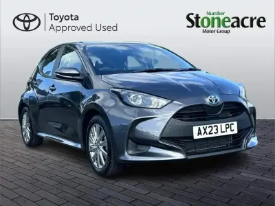 Used Toyota Yaris 113 HP (83 kW) 2023 Grey Hatchback
