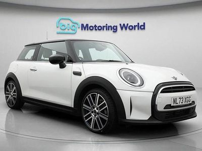 Used Mini Cooper Exclusive 136 HP (100 kW) 2023 White Hatchback