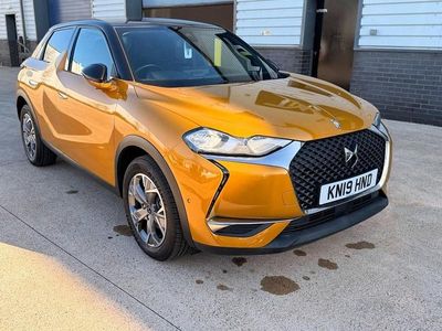 Used DS Automobiles DS3 Elegance 100 HP (73 kW) 2019 Gold MPV