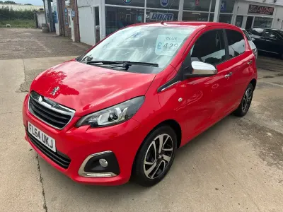 Used Peugeot 108 82 HP (60 kW) 2014 Red Hatchback