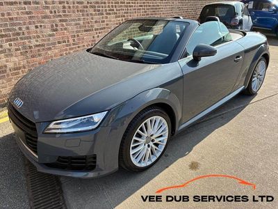 Begagnad Audi TT Sport 184 HK (135 kW) 2015 Grå Sportkupé