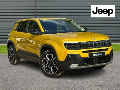 Begagnad Jeep Avenger Summit 2024 Gul SUV