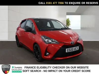 Used Toyota Yaris Hybrid Sport 100 HP (73 kW) 2020 Red Hatchback