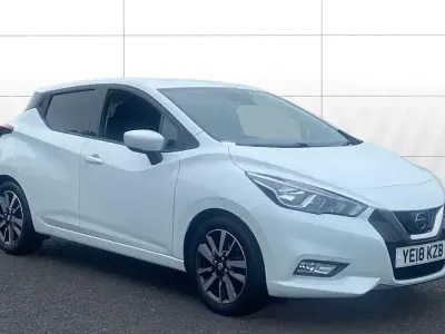 Used Nissan Micra N-Connecta 90 HP (66 kW) 2018 White Hatchback