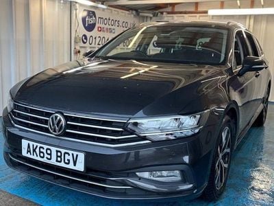 Used VW Passat SEL 150 HP (110 kW) 2023 Estate
