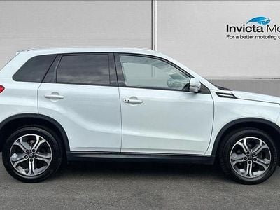 Used Suzuki Vitara SZ5 120 HP (88 kW) 2016 White SUV
