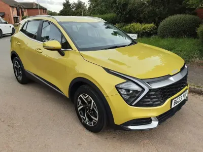 Used Kia Sportage 2023 Yellow SUV
