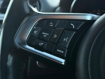 Used Jaguar F-Pace R-Sport 180 HP (132 kW) 2018 Red SUV