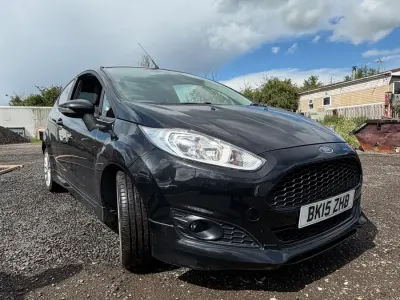 Used Ford Fiesta Zetec 125 HP (91 kW) 2015 Black Hatchback