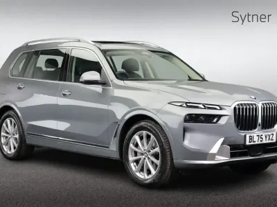 Ny BMW X7 Comfort Edition 347 HK (255 kW) 2025 Grå SUV