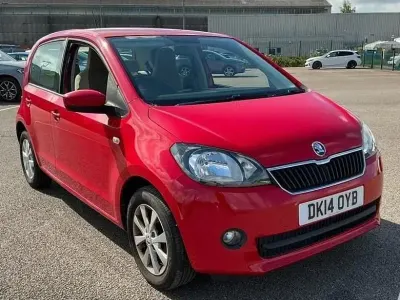 Usado Skoda Citigo Elegance 75 CV (55 kW) 2014 Rojo Utilitario