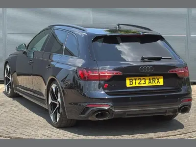 Used Audi RS4 Competition 444 HP (326 kW) 2023 Black Estate