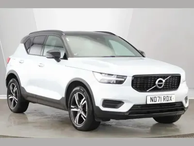 Used Volvo XC40 R-Design 161 HP (118 kW) 2022 Silver SUV