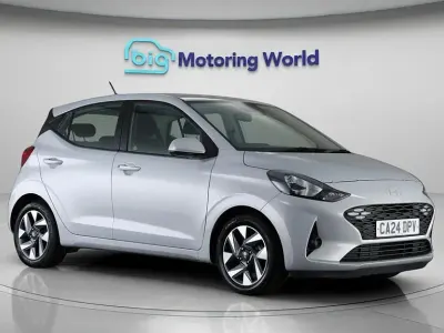 Usado Hyundai i10 Advanced 67 HP (49 kW) 2024 Cinzento Citadino