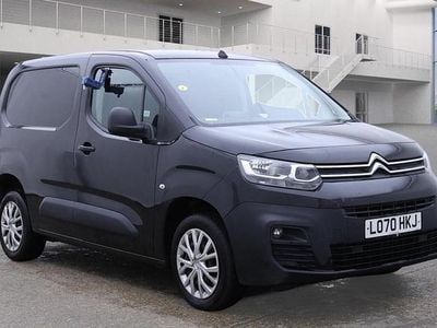 Used Citroën Berlingo PureTech 110 HP (80 kW) 2020 Black MPV