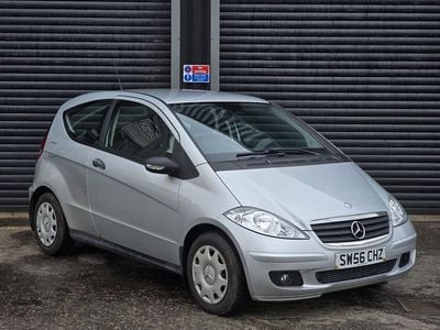 Used Mercedes A150 Classic 95 HP (69 kW) 2006 Silver Hatchback