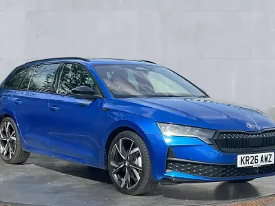 Nowe Skoda Octavia SportLine 150 KM (110 kW) 2026 Niebieski Kombi