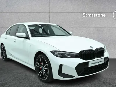 Begagnad BMW 330e M Sport 288 HK (211 kW) 2024 Vit