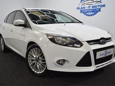 Used Ford Focus Zetec 2012 White Hatchback