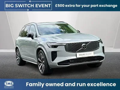 Usado Volvo XC90 Plus 250 HP (183 kW) 2025 Cinzento SUV