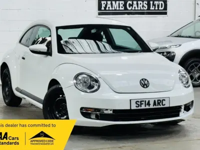 Usado VW Beetle 105 HP (77 kW) 2014 Branco Citadino